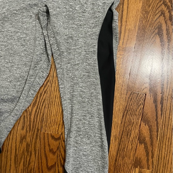 Nike Women's Leggings Gray Black Accents Size Medium, EUC - Picture 4 of 9